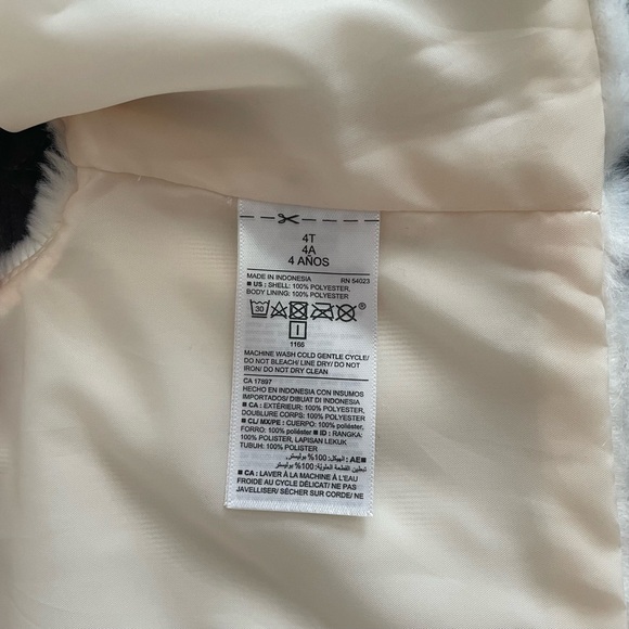 Fur Vest Old Navy - Picture 9 of 9